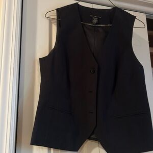Attention vest